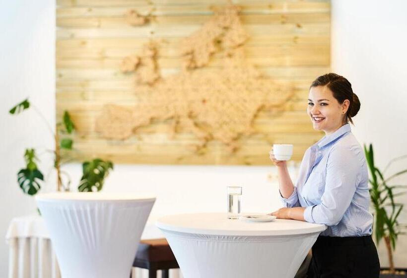 هتل Europahaus Wien