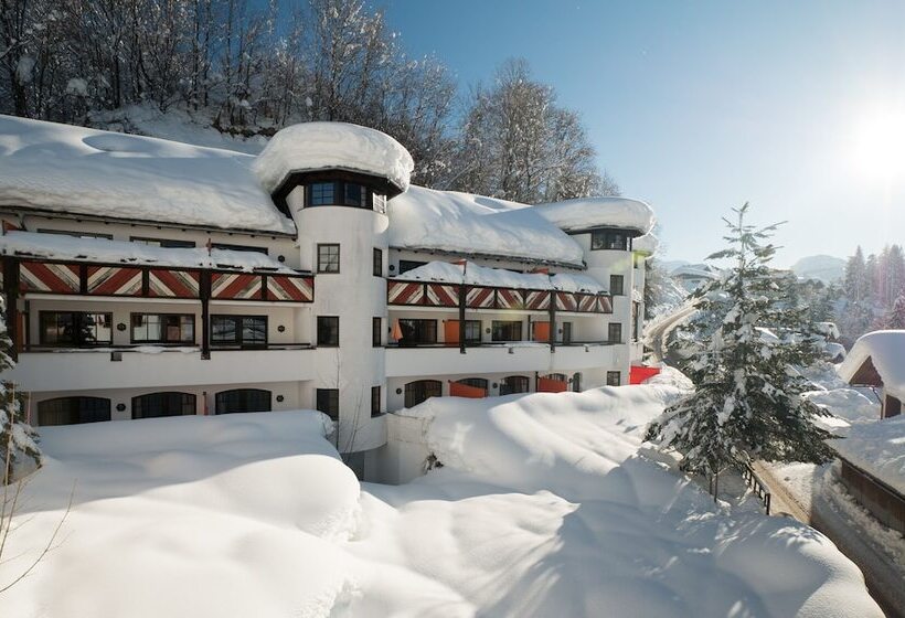 Family Hotel Schloss Rosenegg