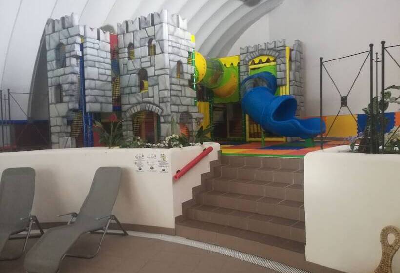 Family Hotel Schloss Rosenegg