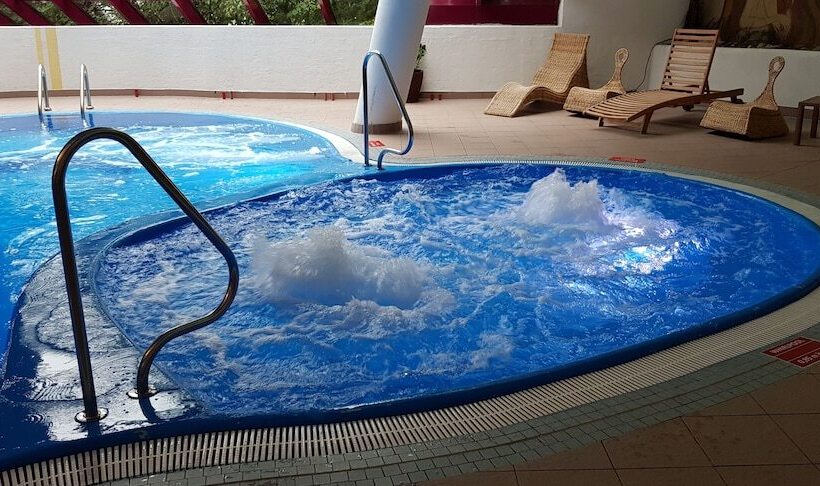 Family Hotel Schloss Rosenegg