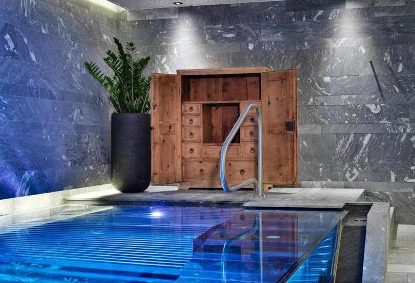 Отель Goldener Adler Im Sommer Silvretta Card Premium Inkludiert