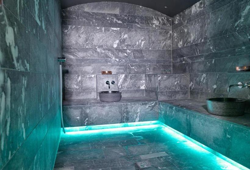 هتل Goldener Adler   Im Sommer Silvretta Card Premium Inkludiert