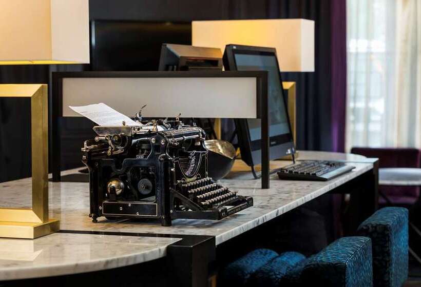 هتل Hilton Vienna Plaza