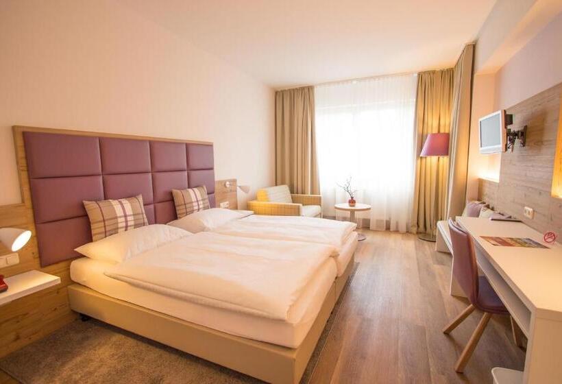 בית מלון כפרי Klaus Im Weinviertel