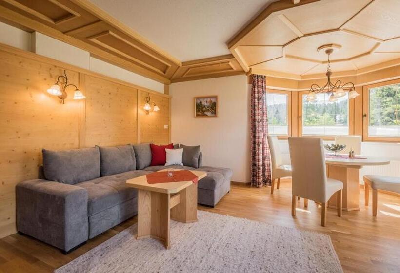 Отель Landhaus Kristall