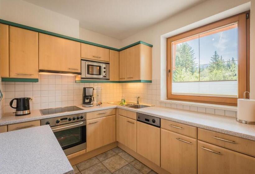 Отель Landhaus Kristall