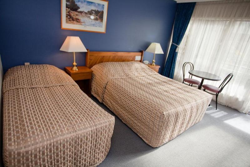 The River Boat Hotel   Echuca