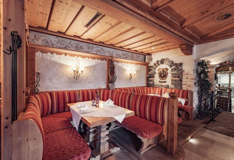 Отель Pramstraller