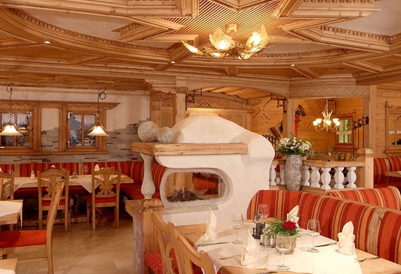 Отель Pramstraller