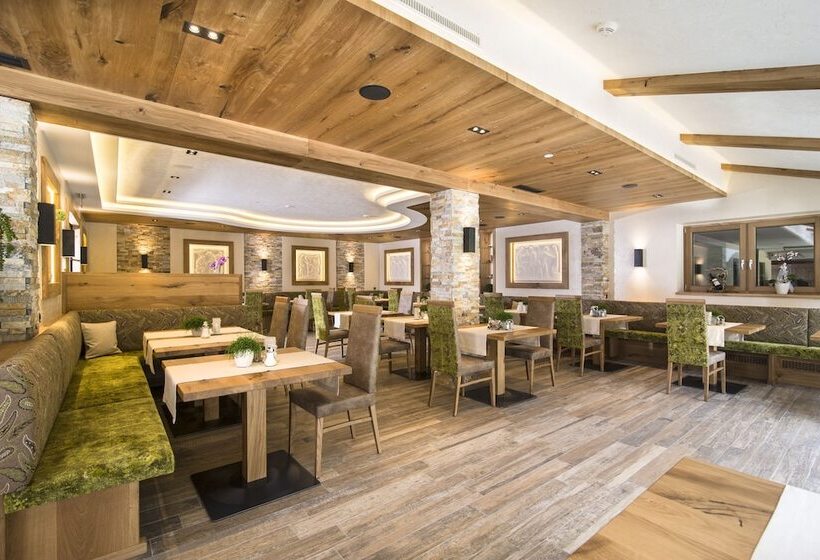 Отель Pramstraller