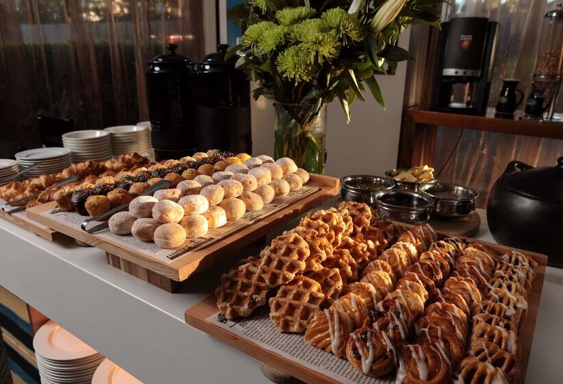 هتل Rydges Bankstown