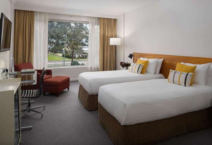 هتل Rydges Bankstown