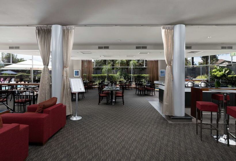 هتل Rydges Bankstown