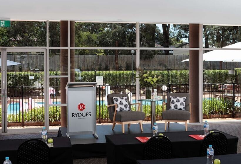 هتل Rydges Bankstown