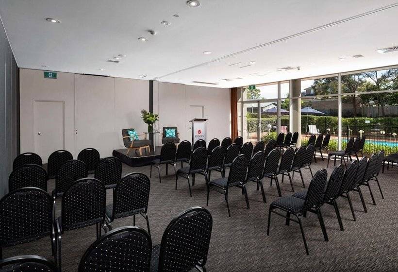 هتل Rydges Bankstown