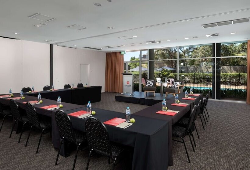 هتل Rydges Bankstown