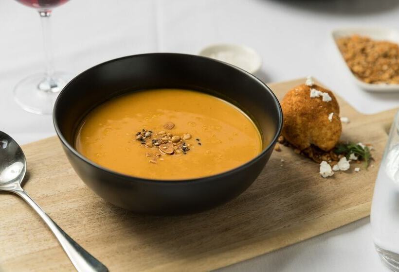 酒店 Rydges Hobart