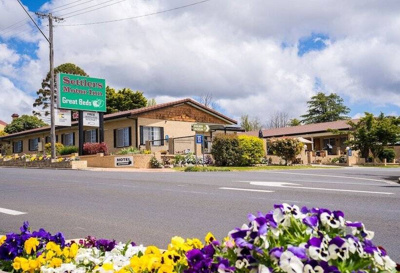 בית מלון כפרי Settlers Motor Inn