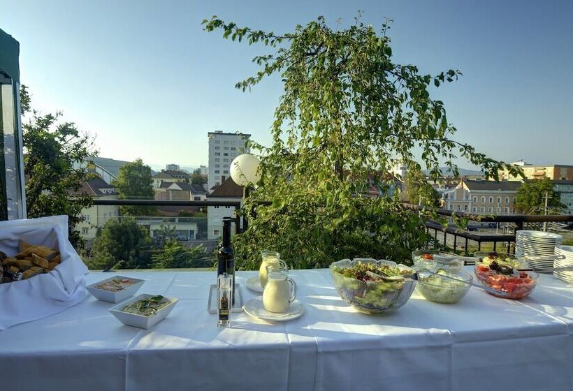 Skycity Hotel Atrigon