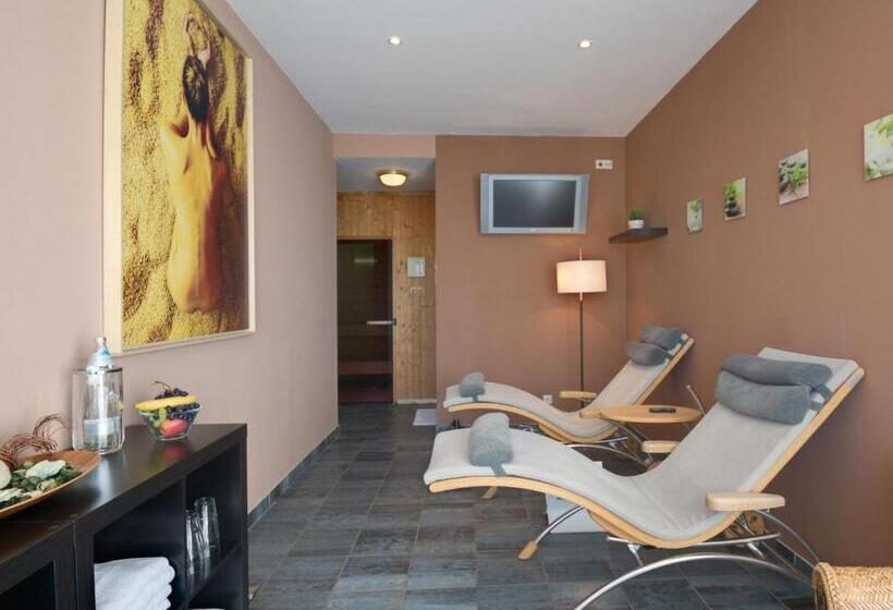 Skycity Hotel Atrigon