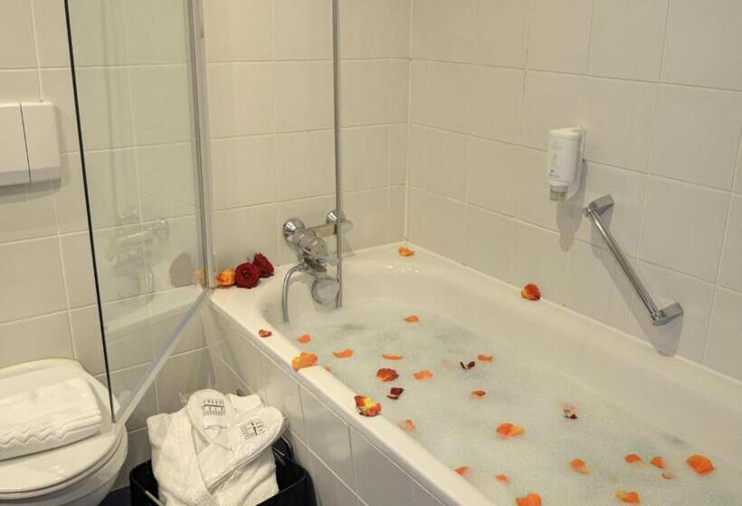 Skycity Hotel Atrigon