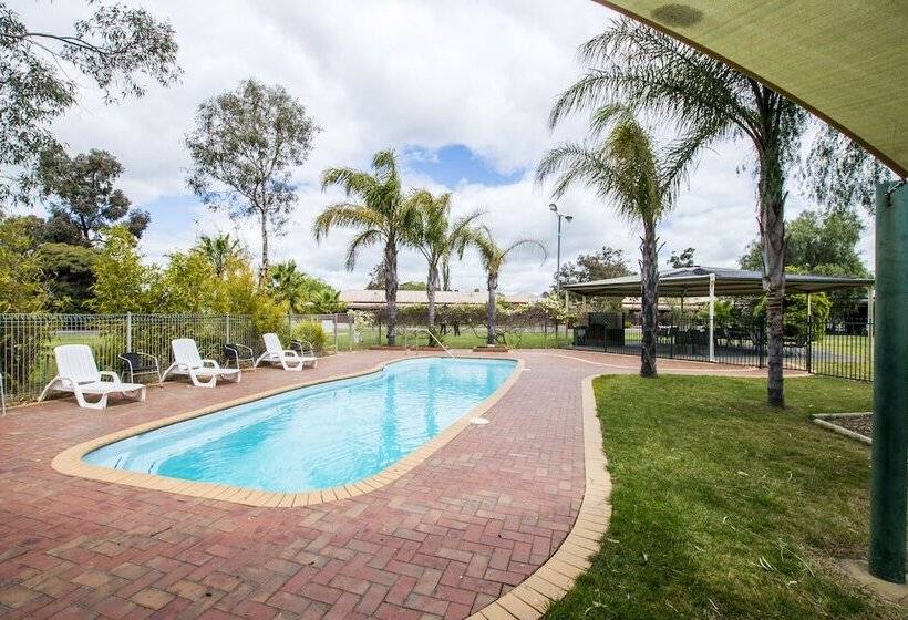 בית מלון כפרי Sportslander Motor Inn