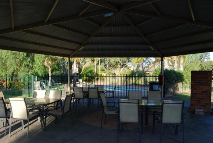 בית מלון כפרי Sportslander Motor Inn