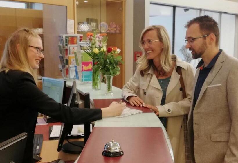 فندق Stadtoase Kolping