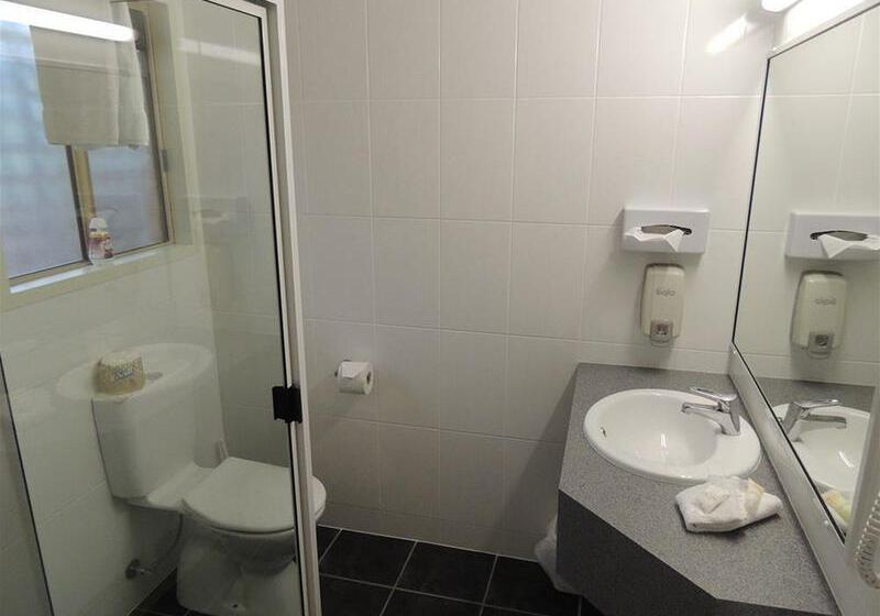 هتل Sugar Country Motor Inn