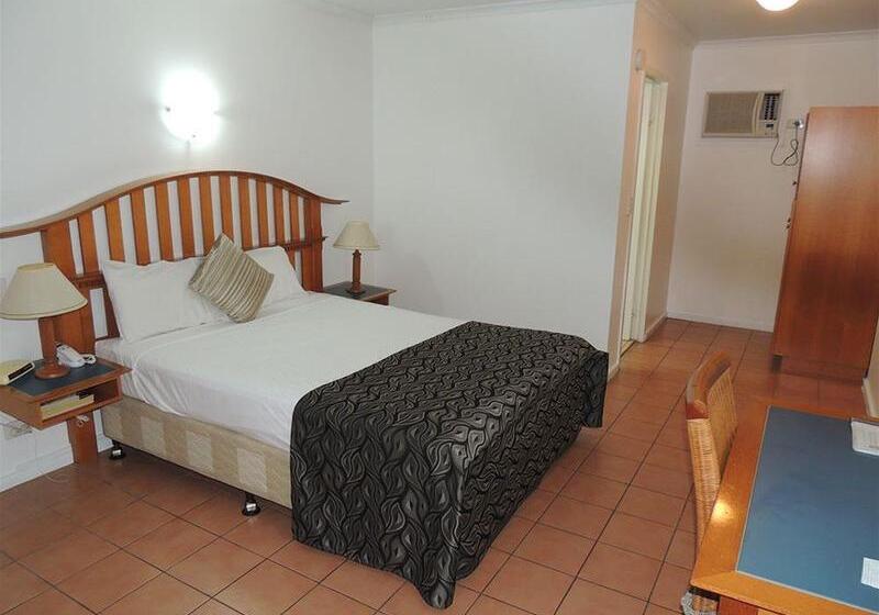 هتل Sugar Country Motor Inn