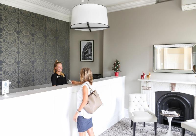 هتل The Lurline Randwick