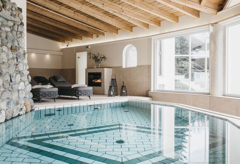 酒店 Vaya Post Saalbach