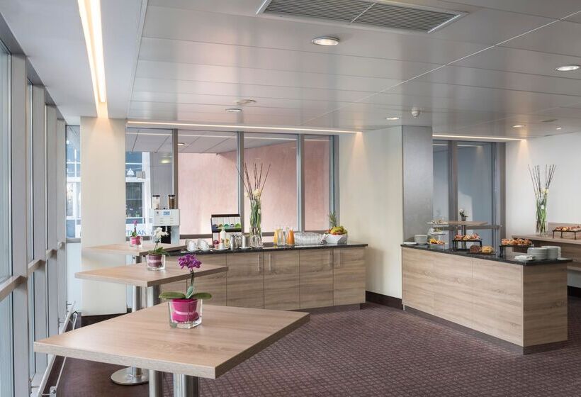 בית מלון כפרי Wyndham Grand Salzburg Conference Centre