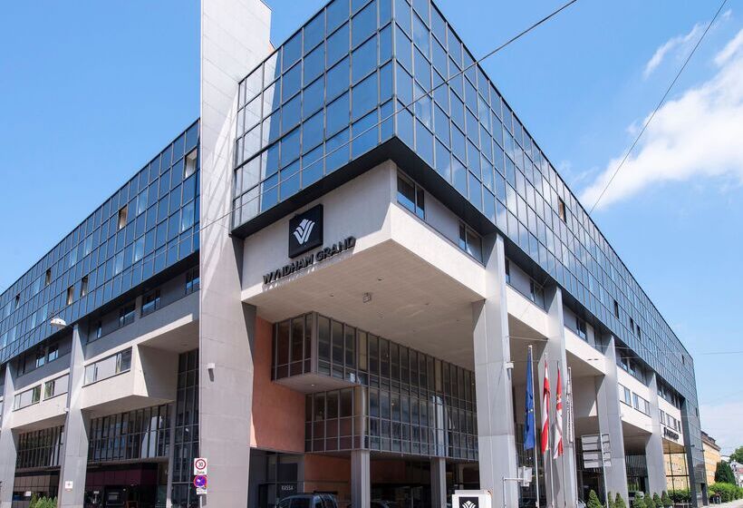 בית מלון כפרי Wyndham Grand Salzburg Conference Centre