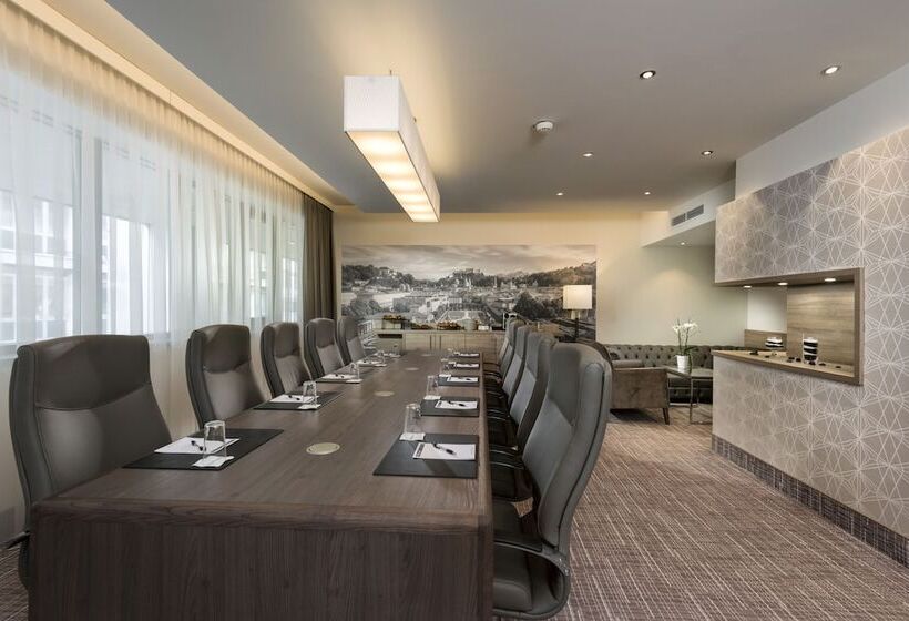 בית מלון כפרי Wyndham Grand Salzburg Conference Centre