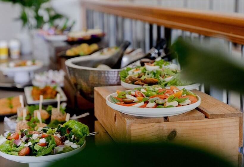 Mercure Gold Coast Resort