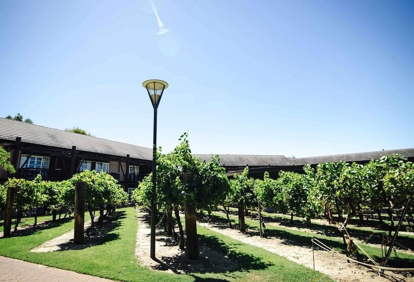 Novotel Vines Resort Swan Valley