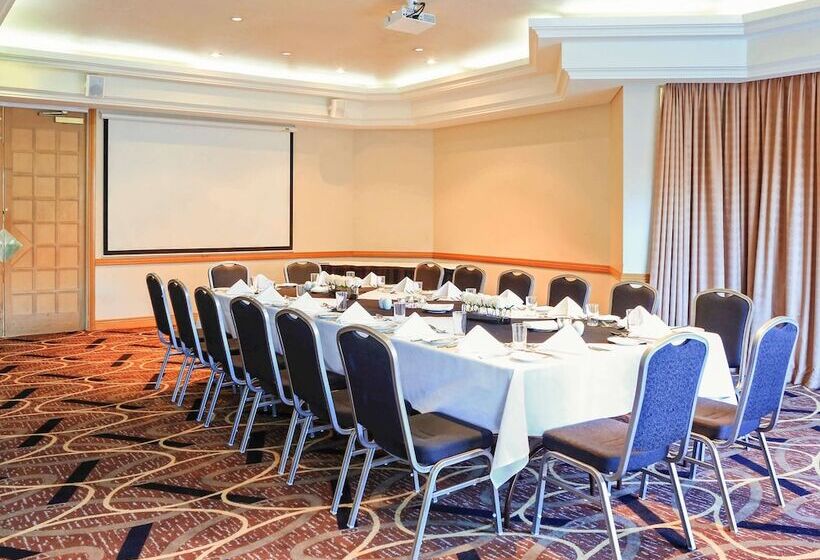 Novotel Vines Resort Swan Valley