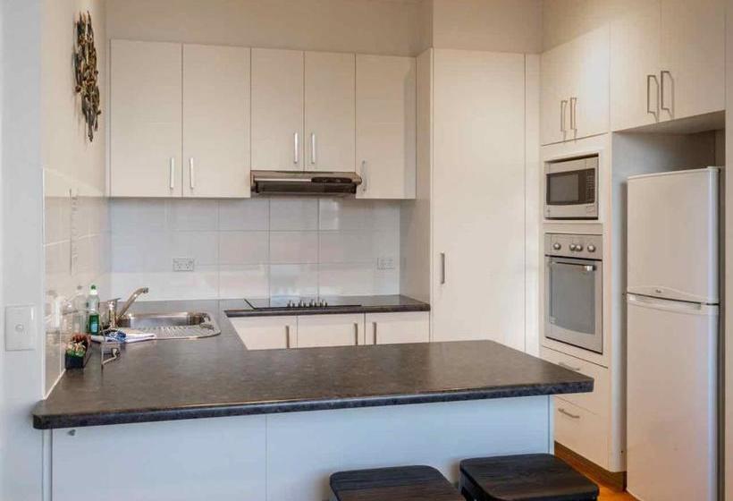 Riverside Apartments Melbourne