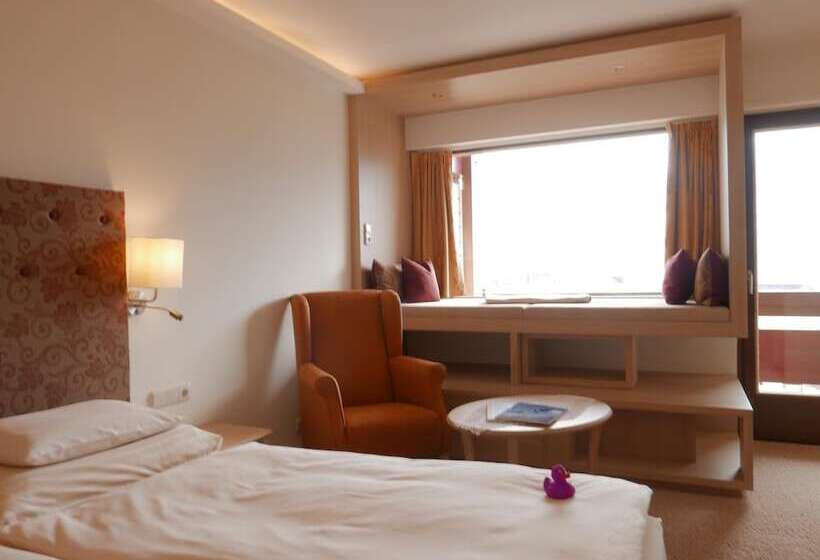 Alpin  Das Sporthotel   Ski In Ski Out Cityxpress, Summercard Included