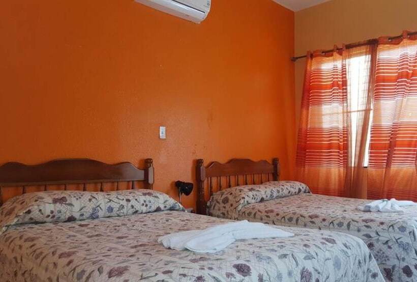 Anchorage Beach Resort Caye Caulker