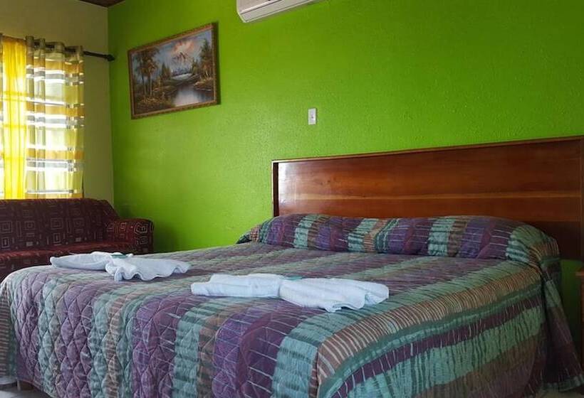 Anchorage Beach Resort Caye Caulker