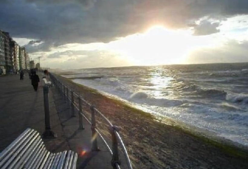 فندق Ambassadeur