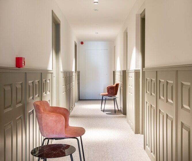 Отель Augustyn Brugge