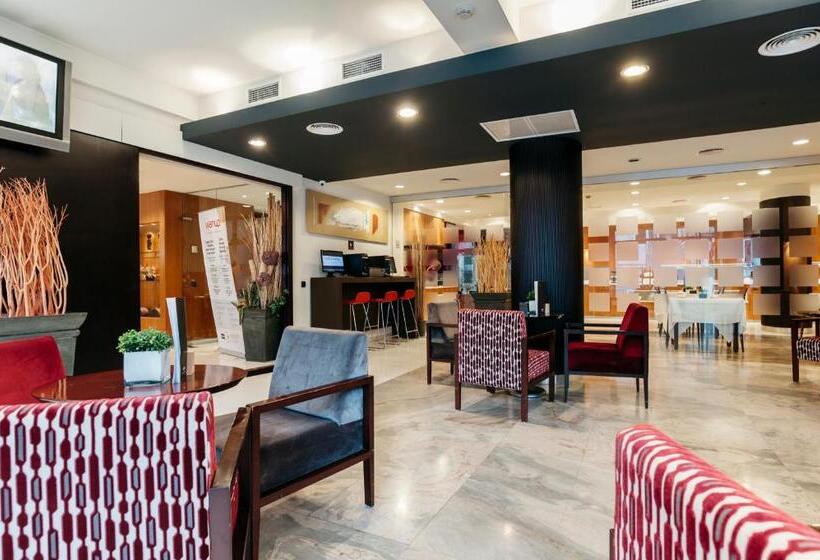 Отель Catalonia Brussels