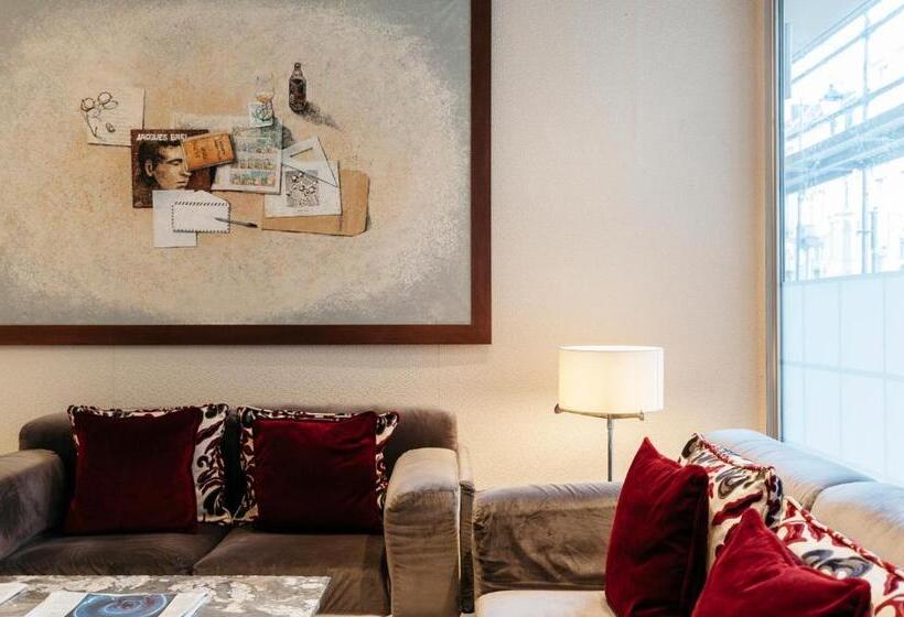 Отель Catalonia Brussels