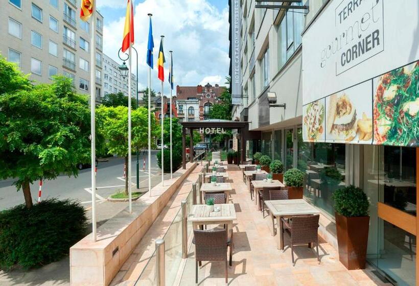 Отель Catalonia Brussels