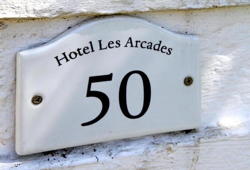 호텔 Les Arcades