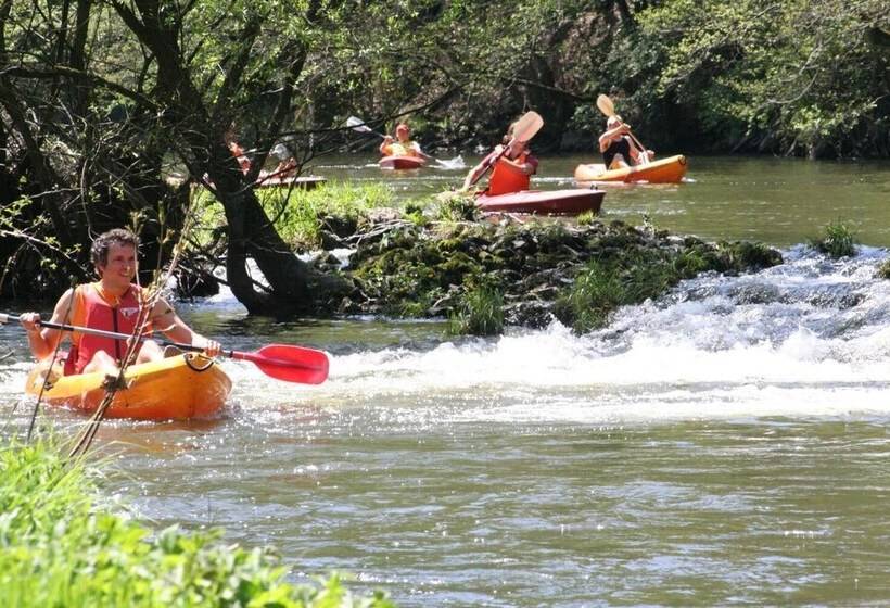 فندق Logis Hostellerie De La Claire Fontaine