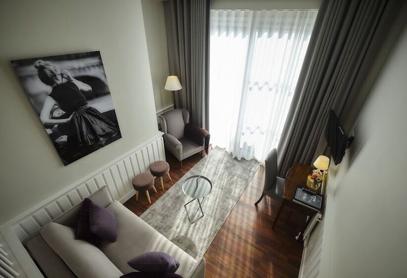 בית מלון כפרי Romantik Manoir Carpe Diem